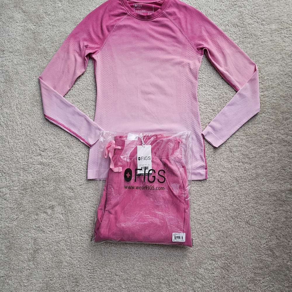 Figs F'ing Pink Scrub Set - Picture 2 of 5